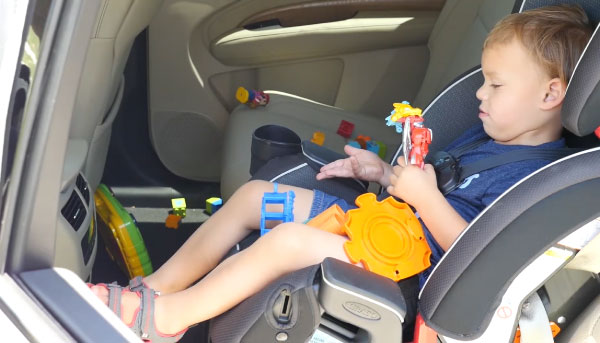 How Car Seat Footrests Eliminate Leg Pain