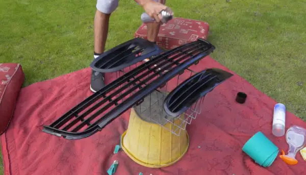 How much does it cost to paint your car grill