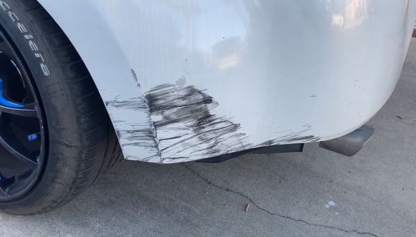 How Do to Get Black Rubber Off White Car by Rubbing Alcohol