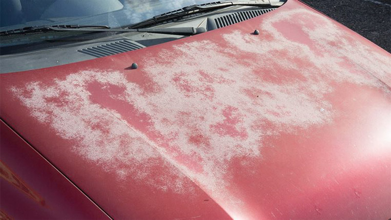 Does jet dry damage car paint