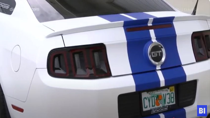How much to paint racing stripes on car