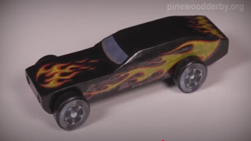 How to paint flames on pinewood derby car